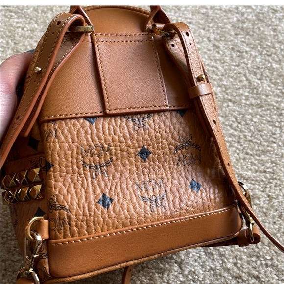 MCM MINI Shark convertible backpack - Picture 14 of 16